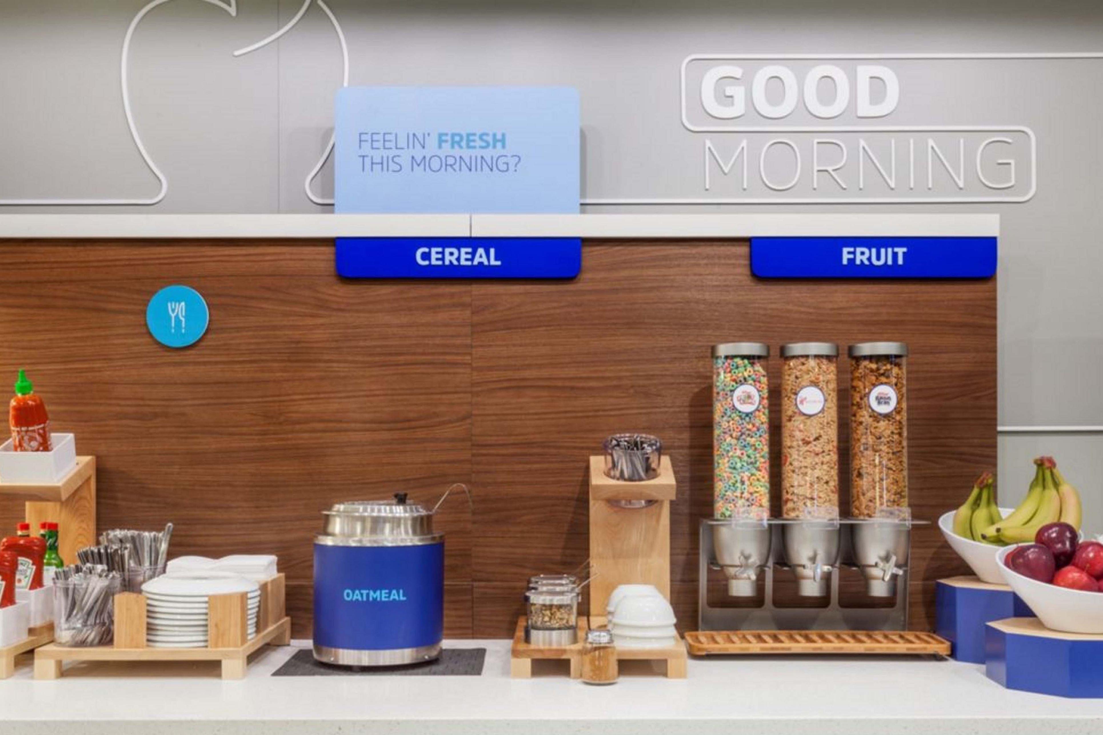 Holiday Inn Express & Suites San Diego - Mission Valley By Ihg Bagian luar foto